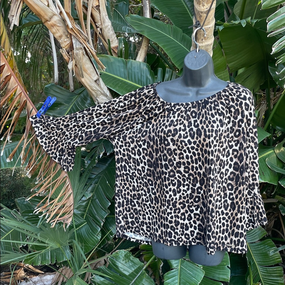 Michael Kors, leopard print puff sleeve top